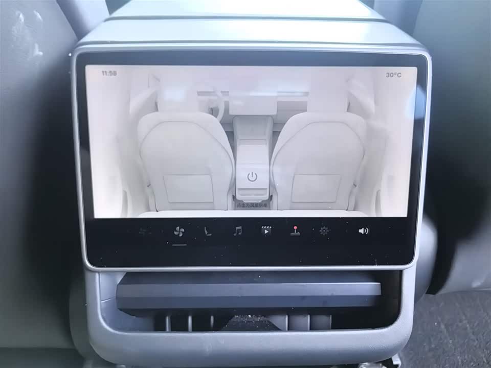 Tesla Model 3 Tesla Model 3