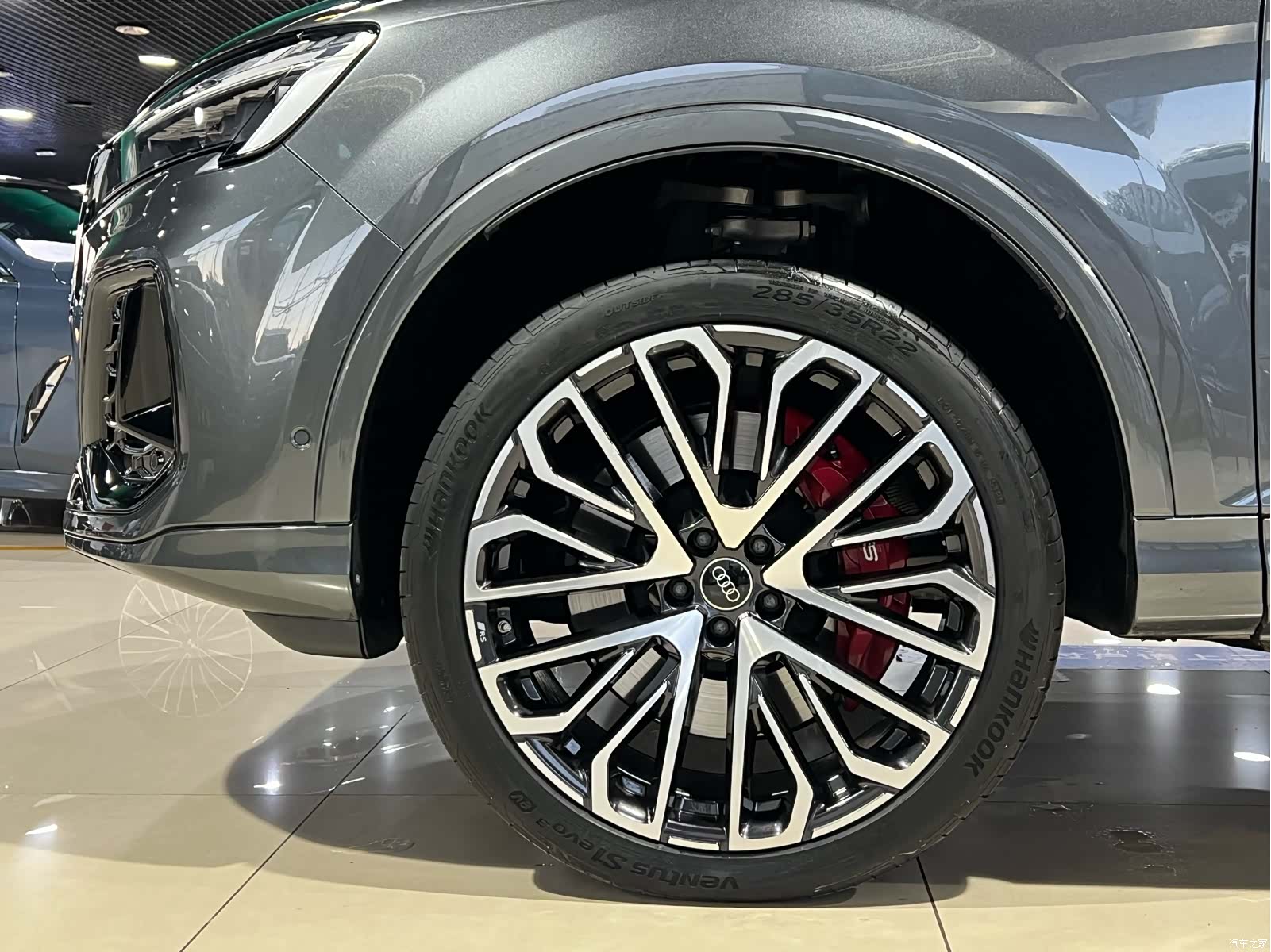 Audi Q7, 2024 10