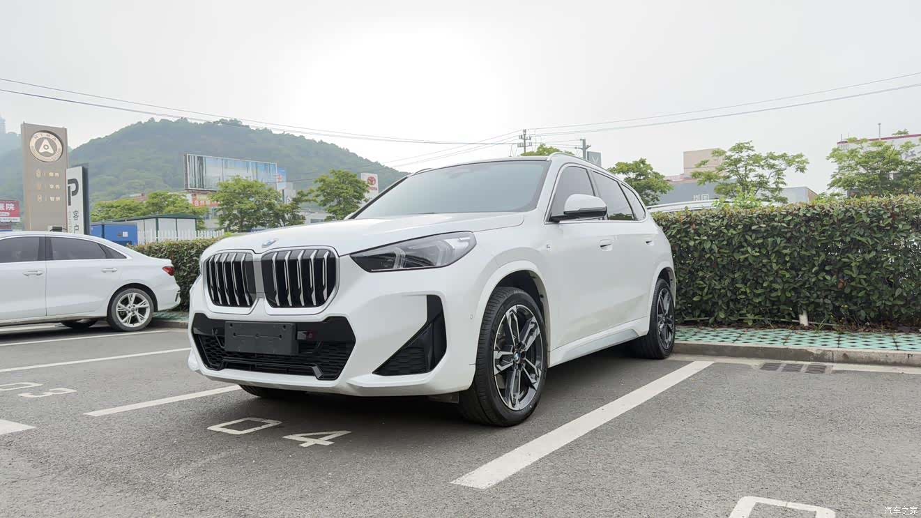BMW X1, 2024 1