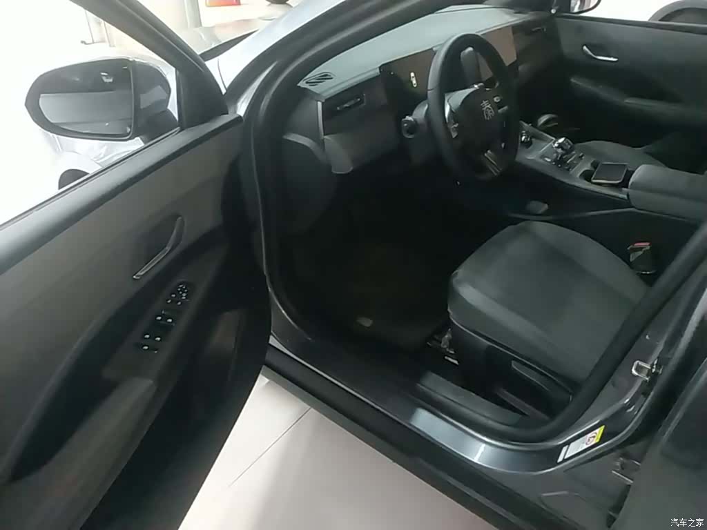 BYD Qin, 2025 16