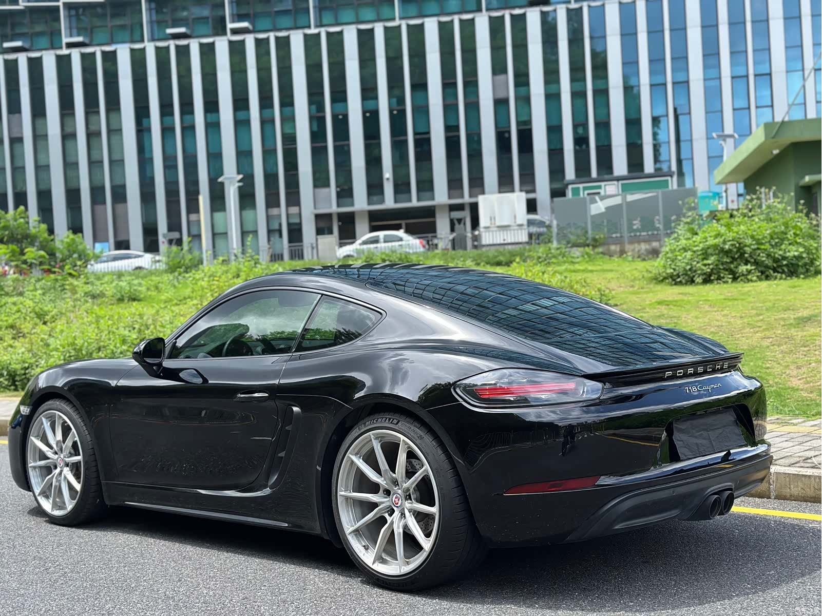 Porsche Cayman, 2017 12