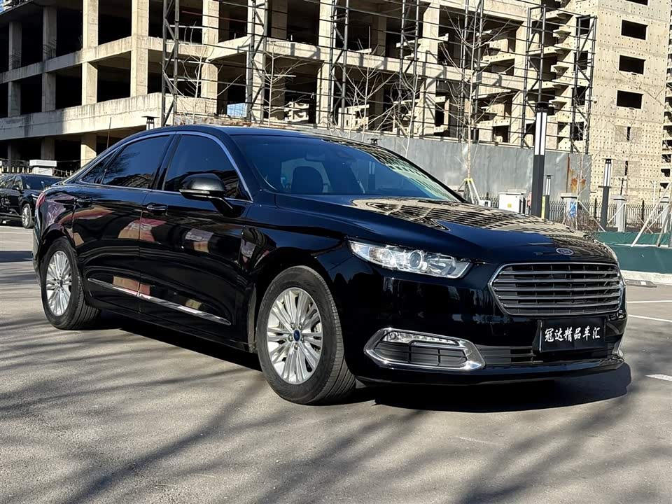 Ford Taurus