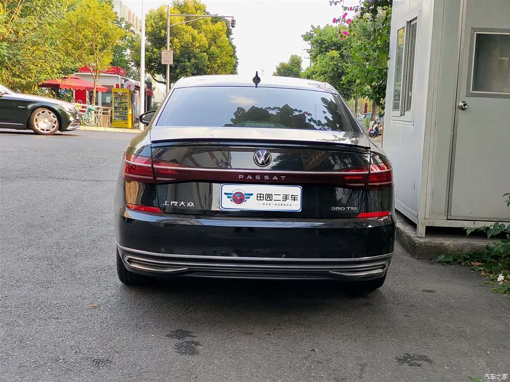 Volkswagen Passat, 2024 все фото