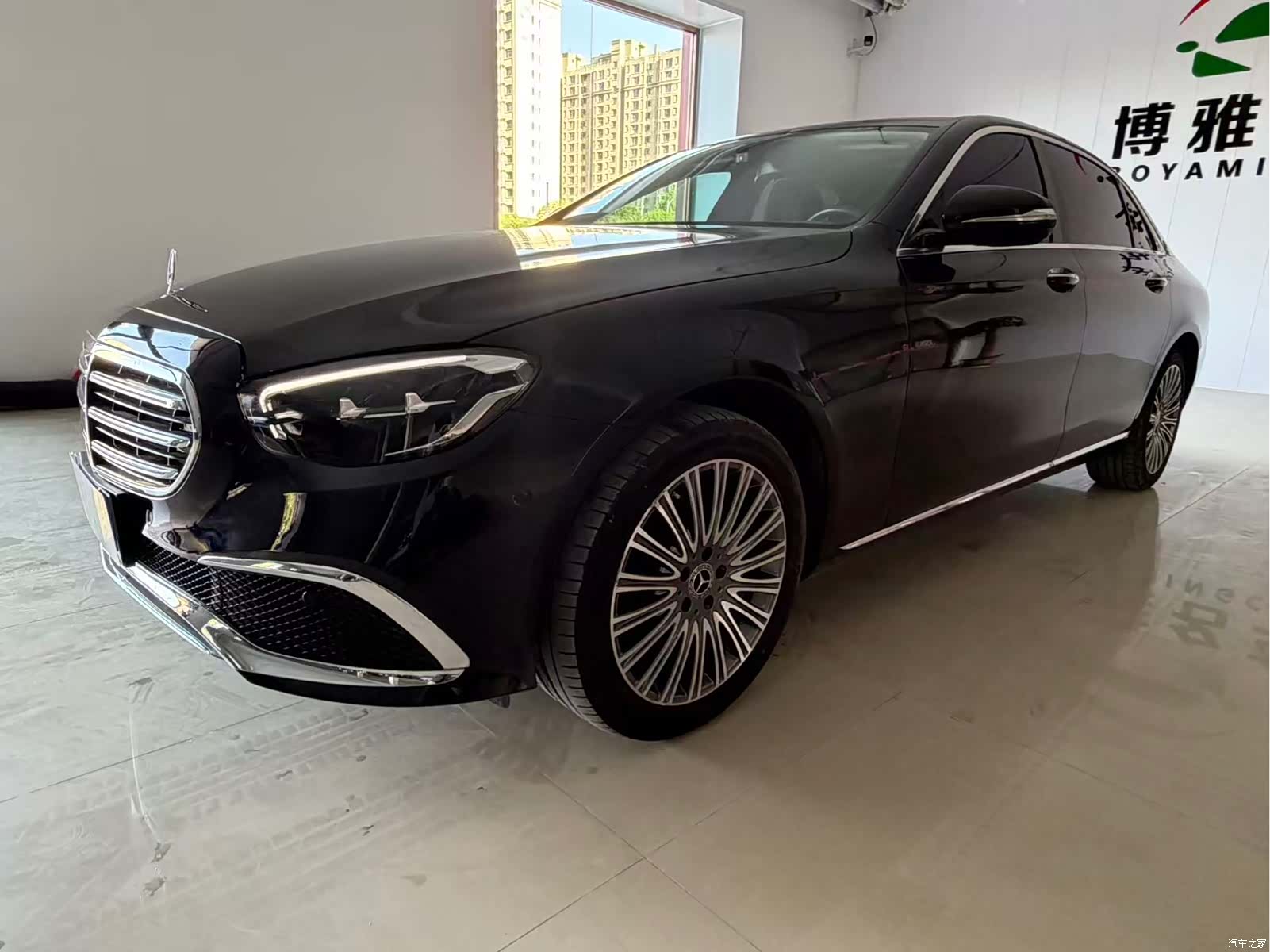 Mercedes-Benz E-Class, 2022 3
