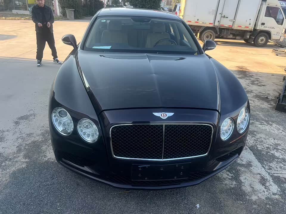 Bentley Flying