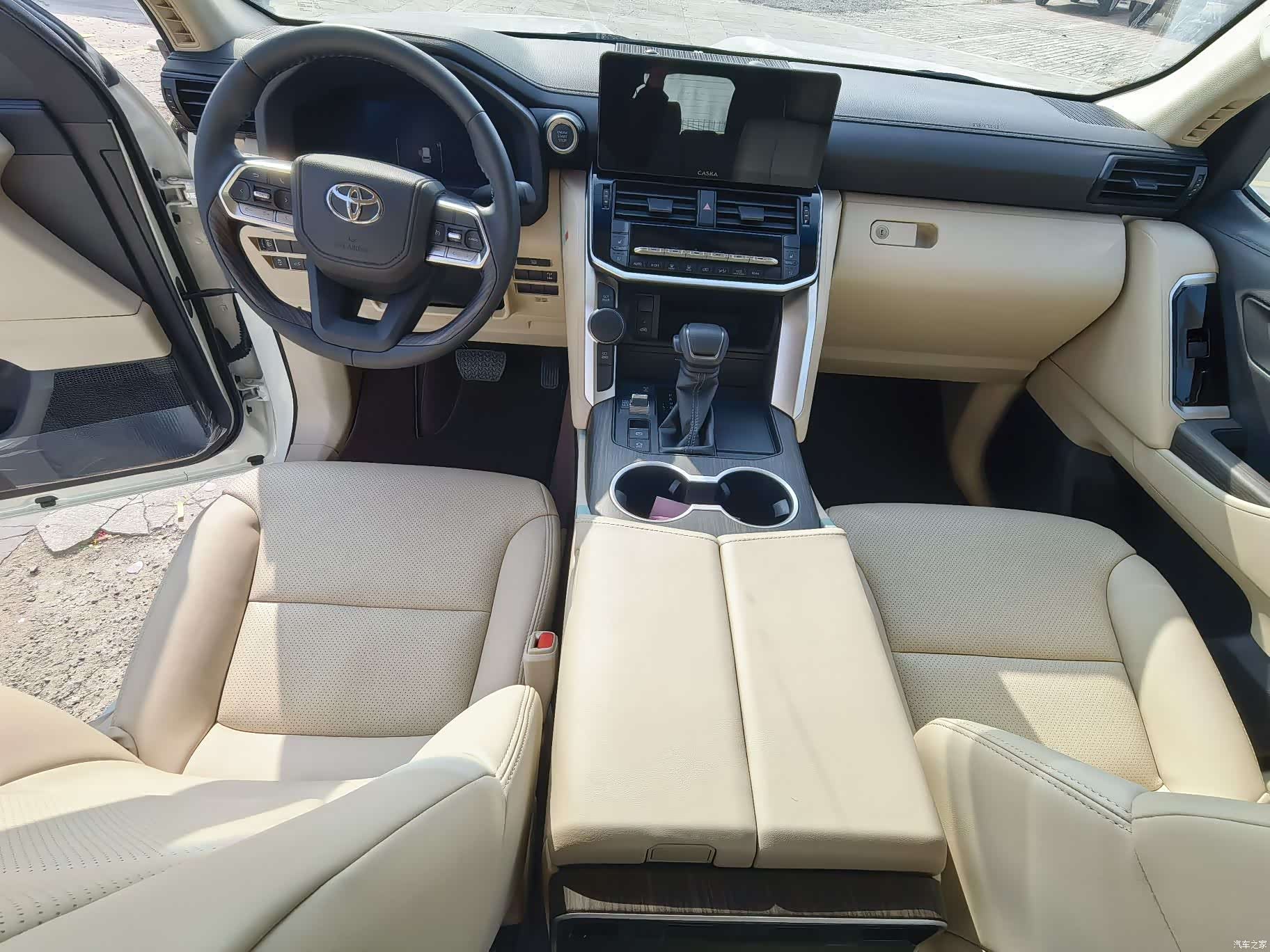 Toyota Land Cruiser, 2026 7