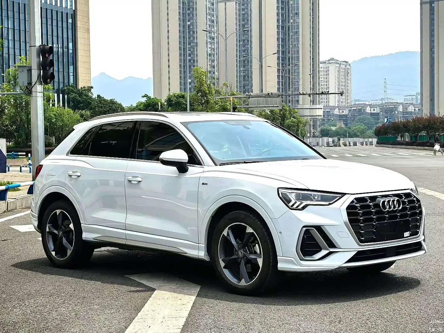 Audi Q3, 2021 2