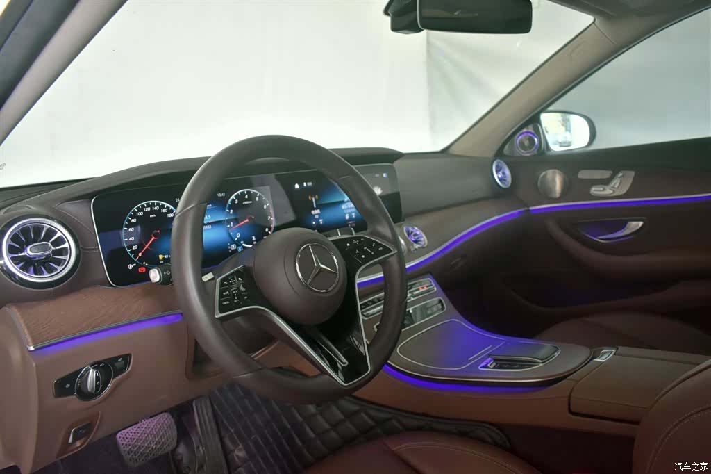 Mercedes-Benz E-Class, 2022 все фото