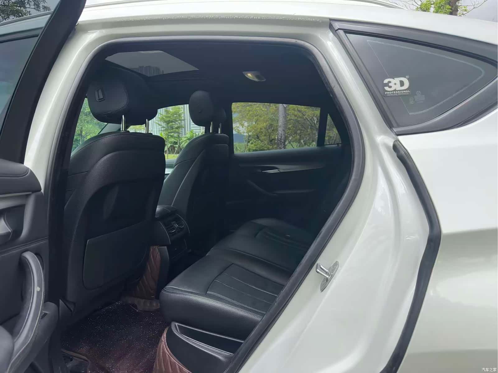 BMW X6, 2019 9