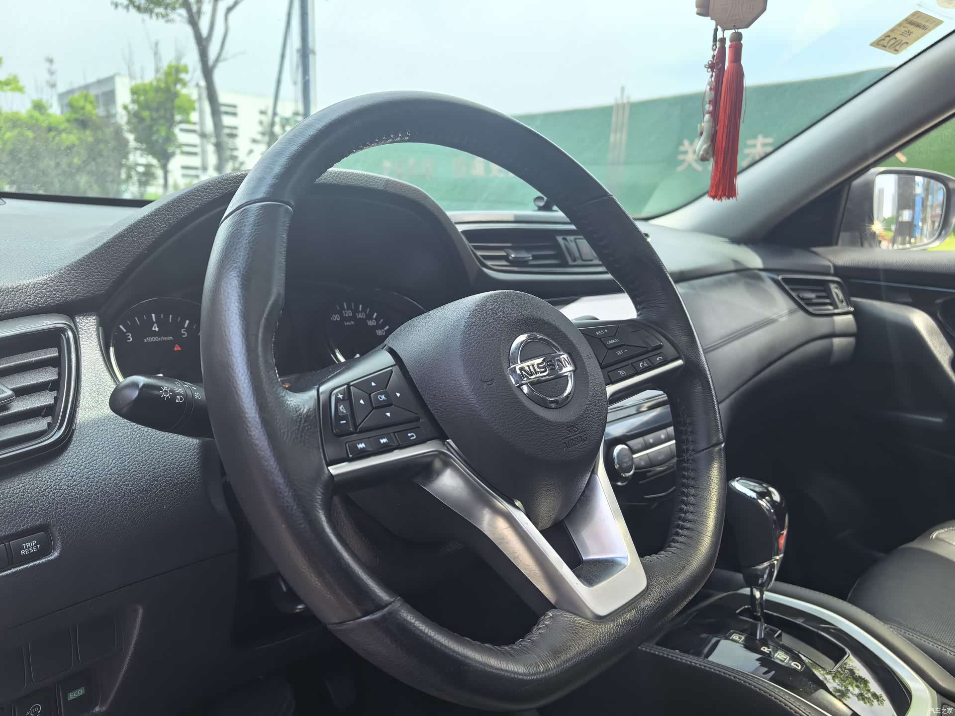 Nissan X-Trail, 2019 все фото