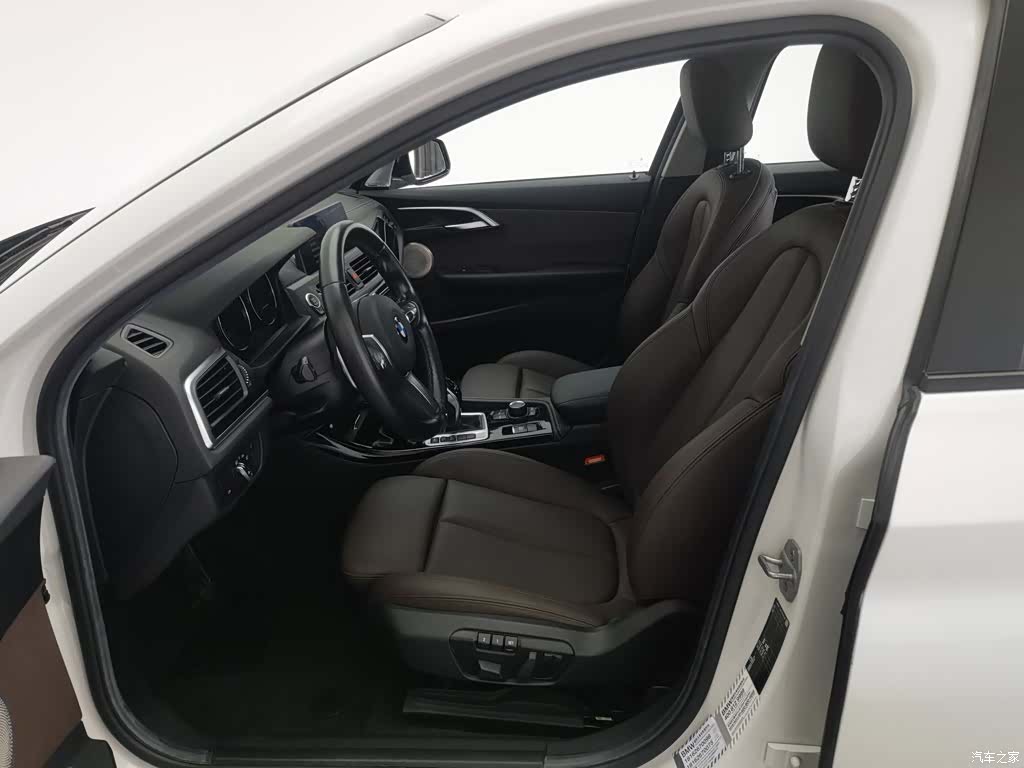 BMW 1 Series, 2020 10
