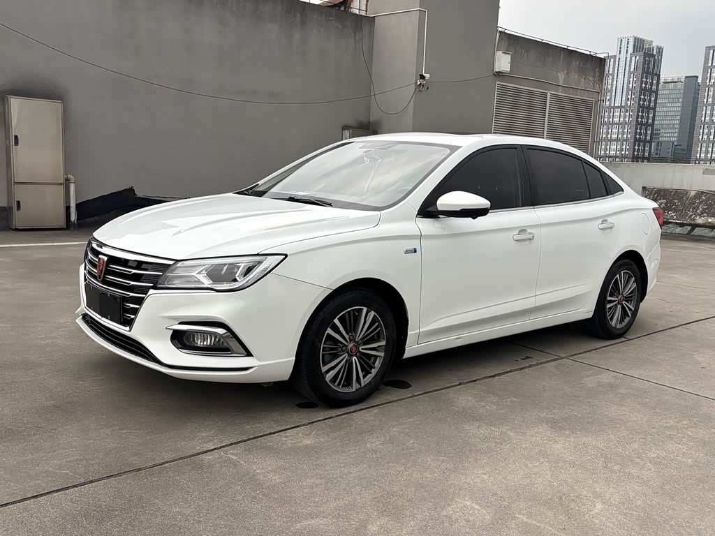 Roewe i5