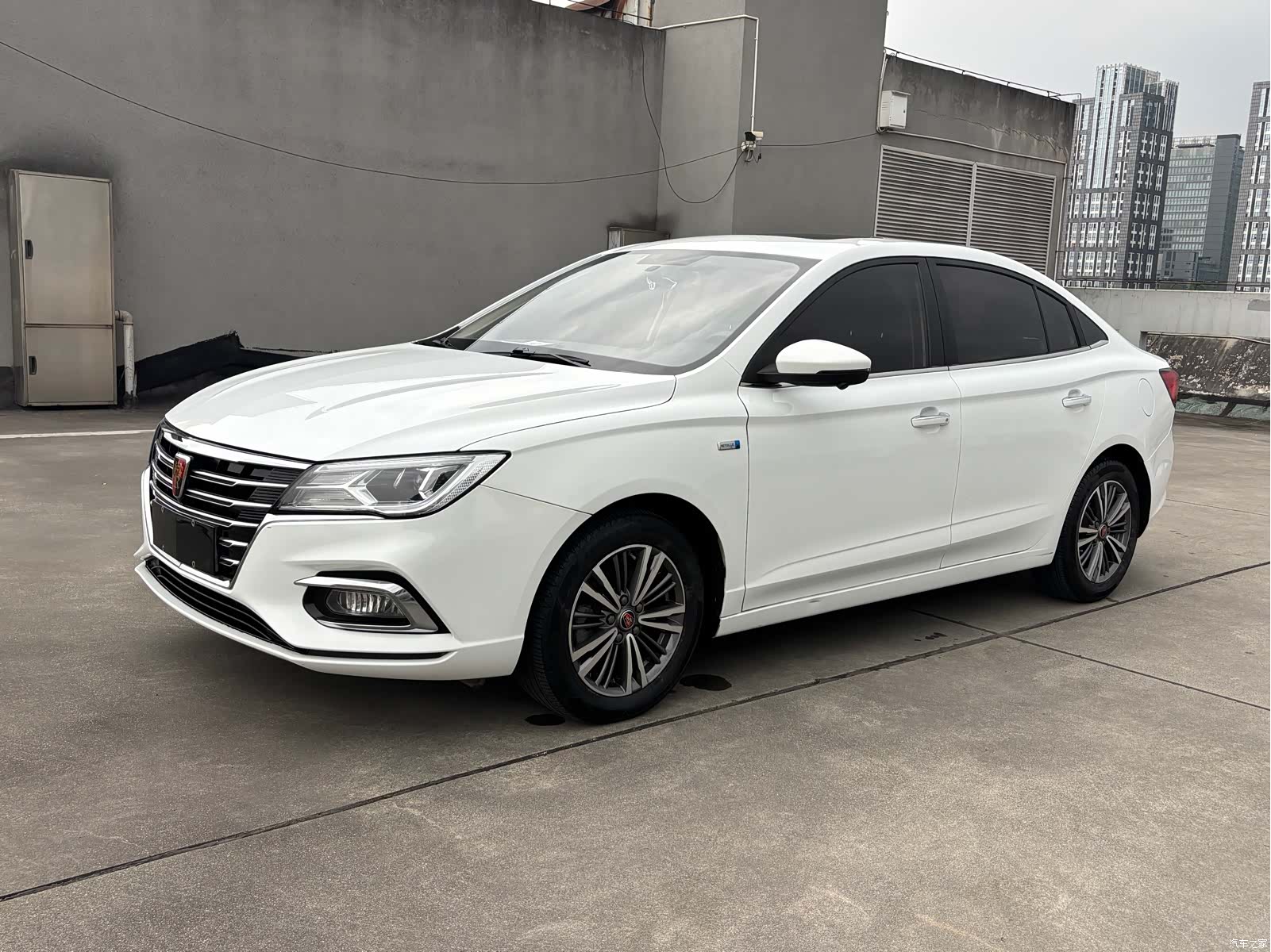 Roewe i5, 2019 1