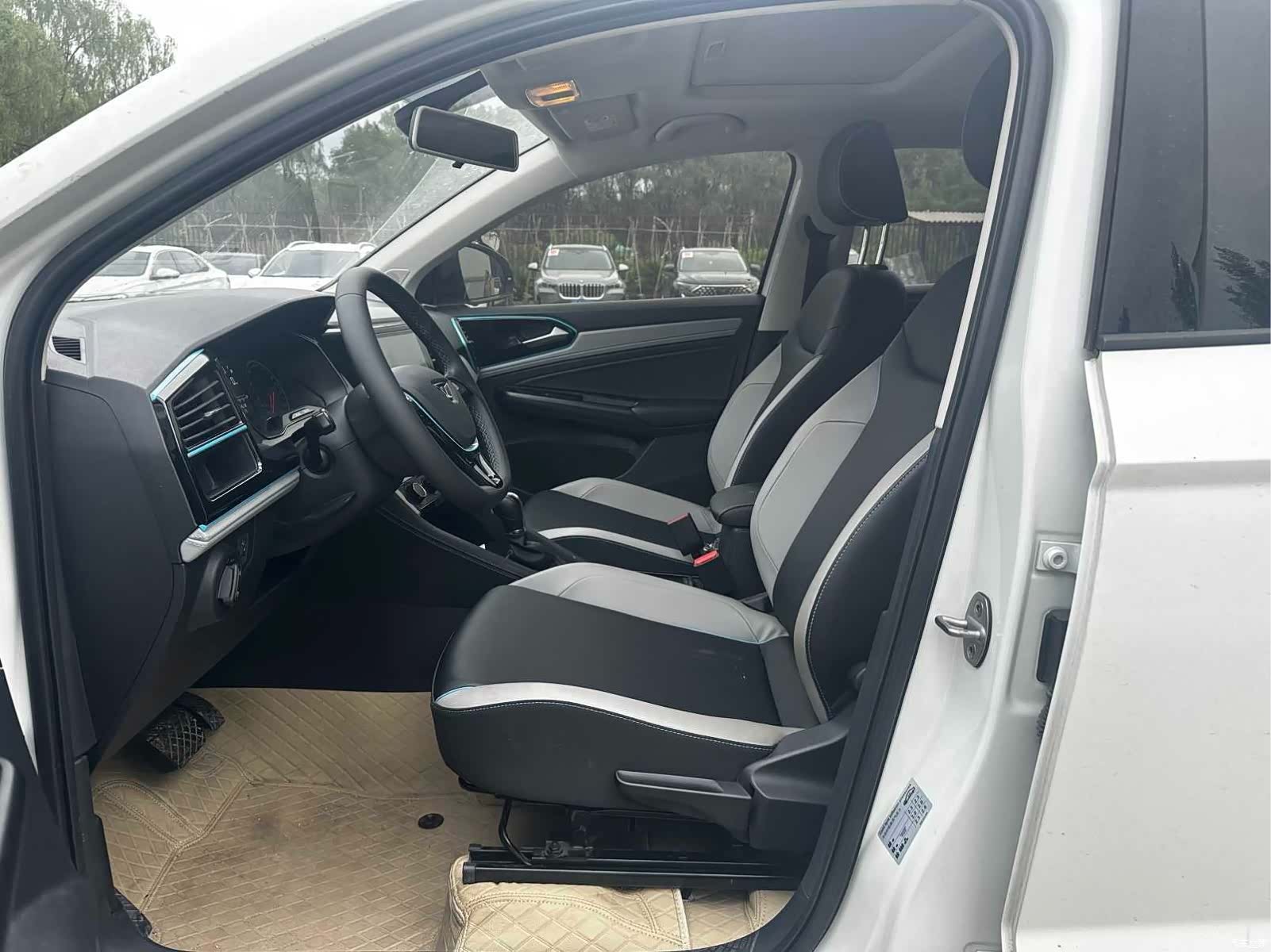 Volkswagen VS5, 2022 11