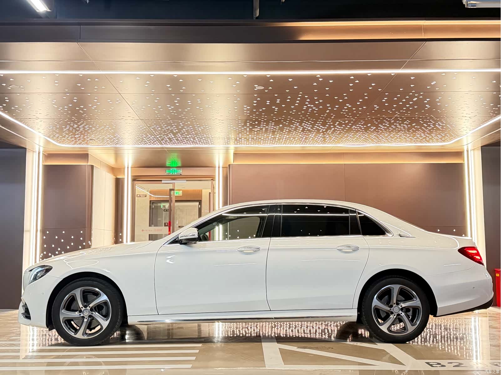 Mercedes-Benz E-Class, 2017 27