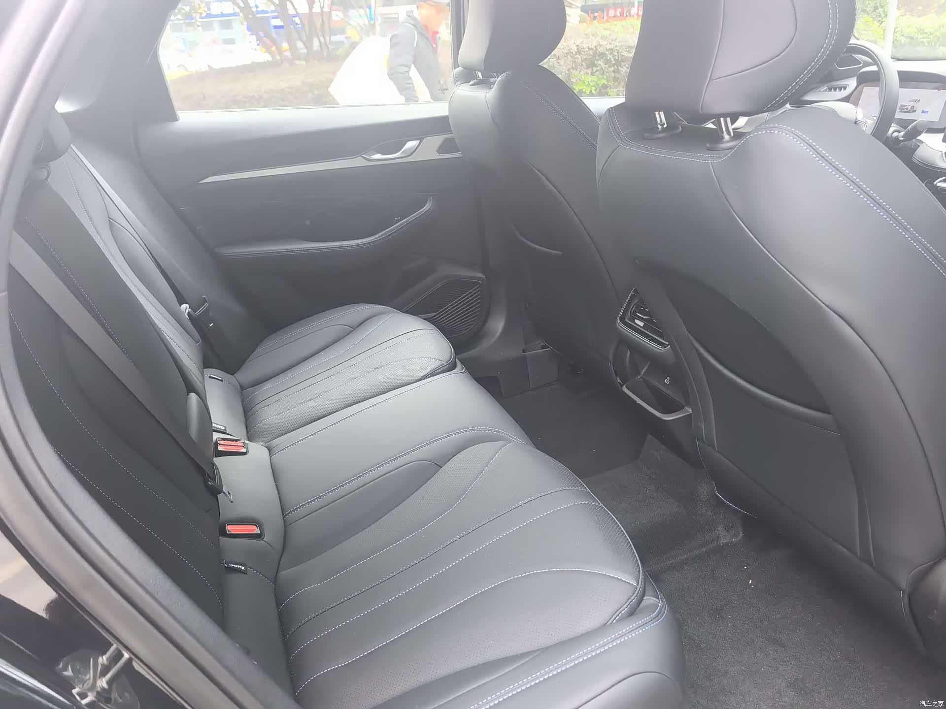 Geely Preface, 2025 9