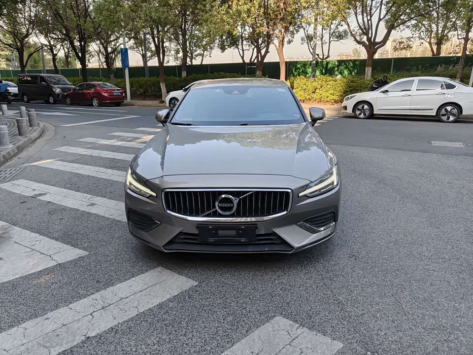 Volvo S60