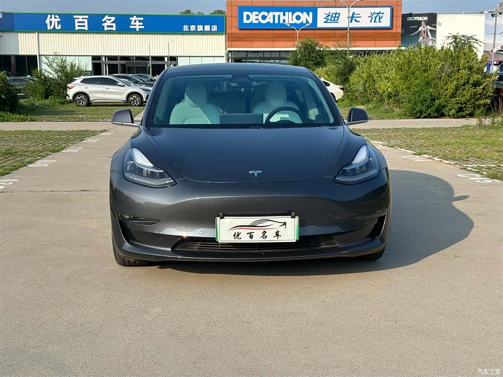 Tesla Model 3, 2020 12