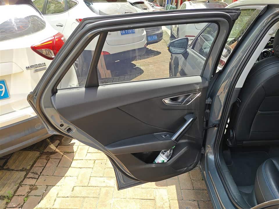 Audi Q2L Audi Q2L