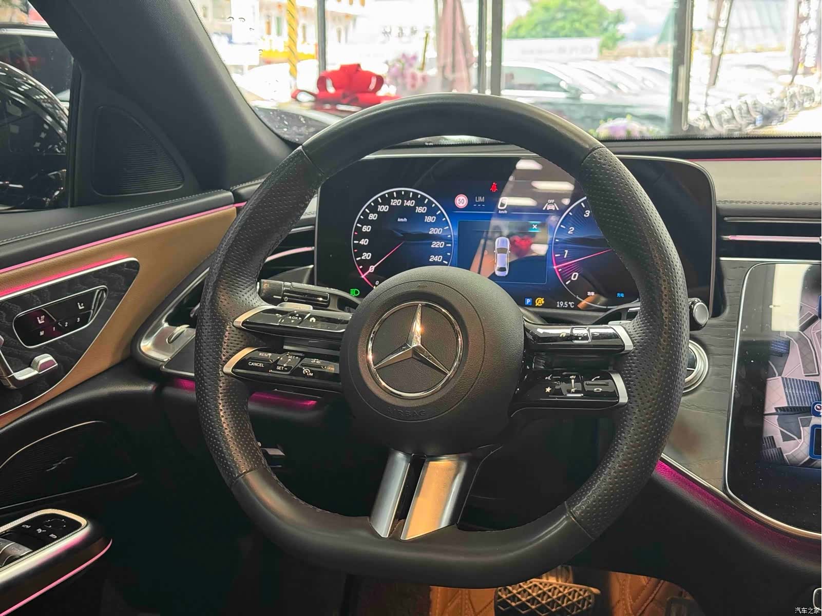 Mercedes-Benz E-Class, 2024 все фото