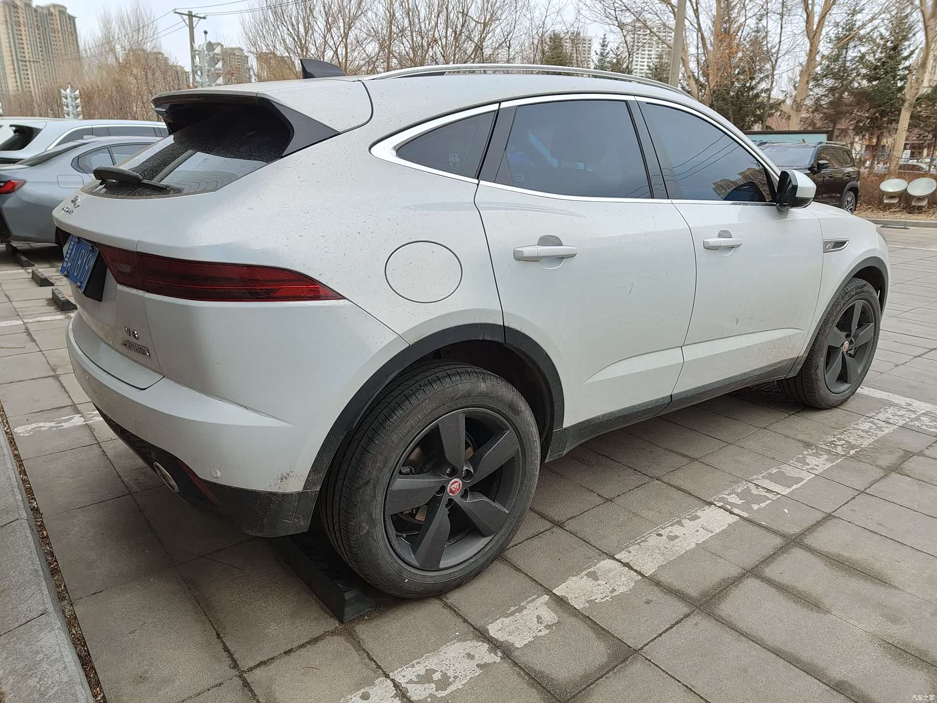 Land Rover E-PACE, 2024 все фото