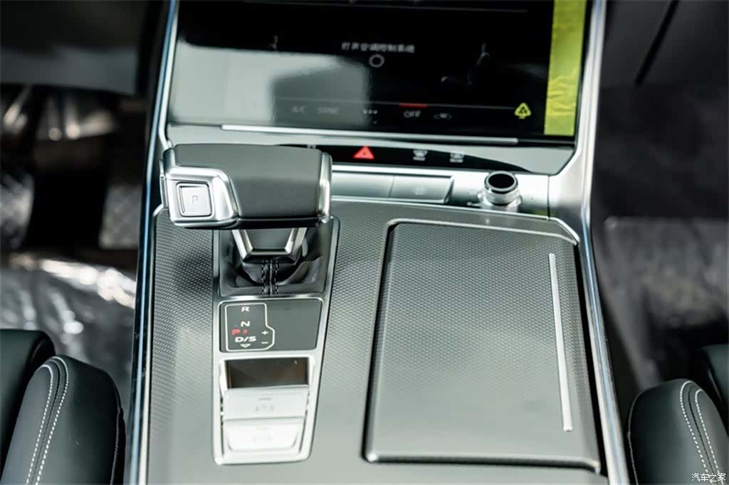 Audi A6L, 2025 14