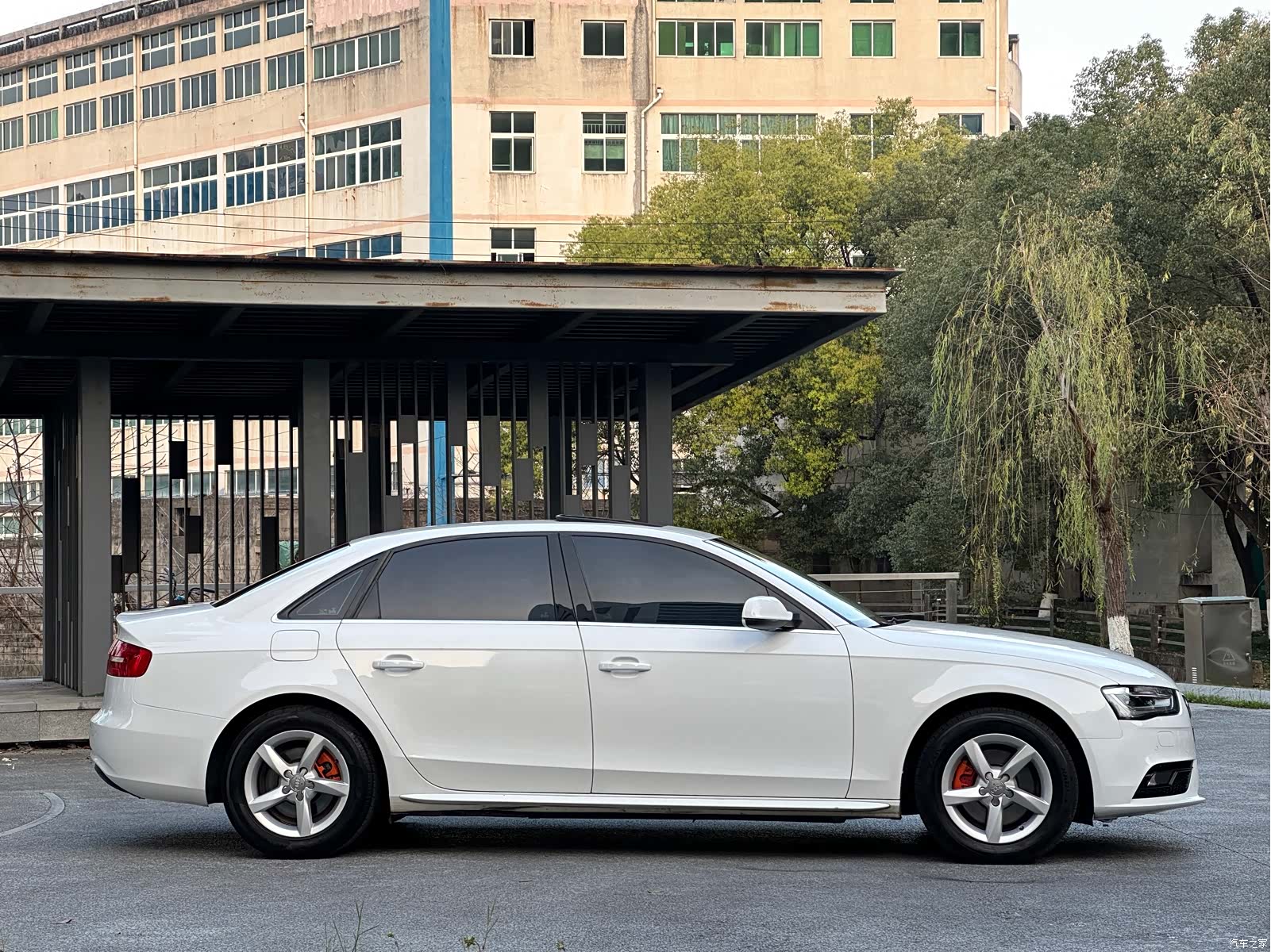 Audi A4L, 2016 8