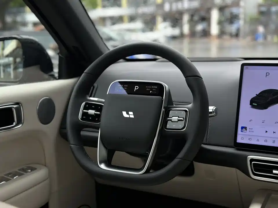 Li Auto Ideal L6