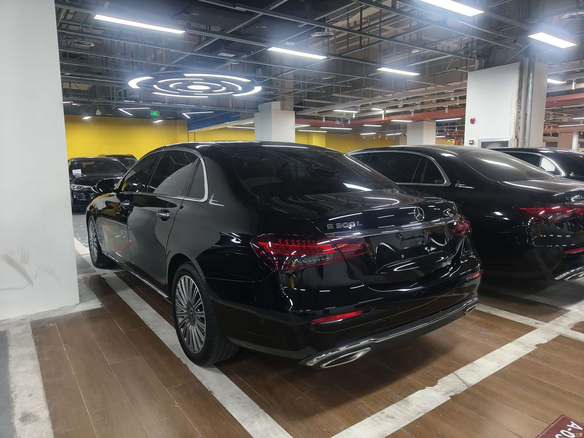 Mercedes-Benz E-Class, 2023 15