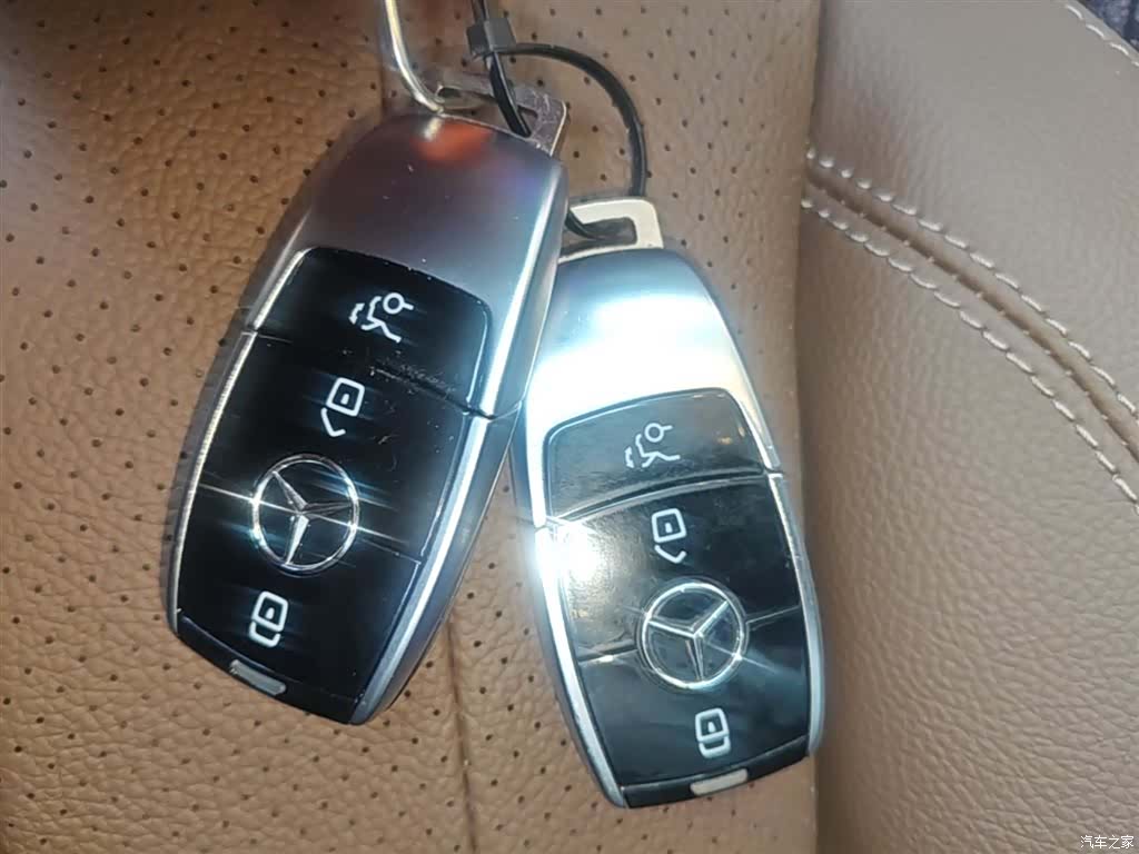 Mercedes-Benz E-Class, 2023 9