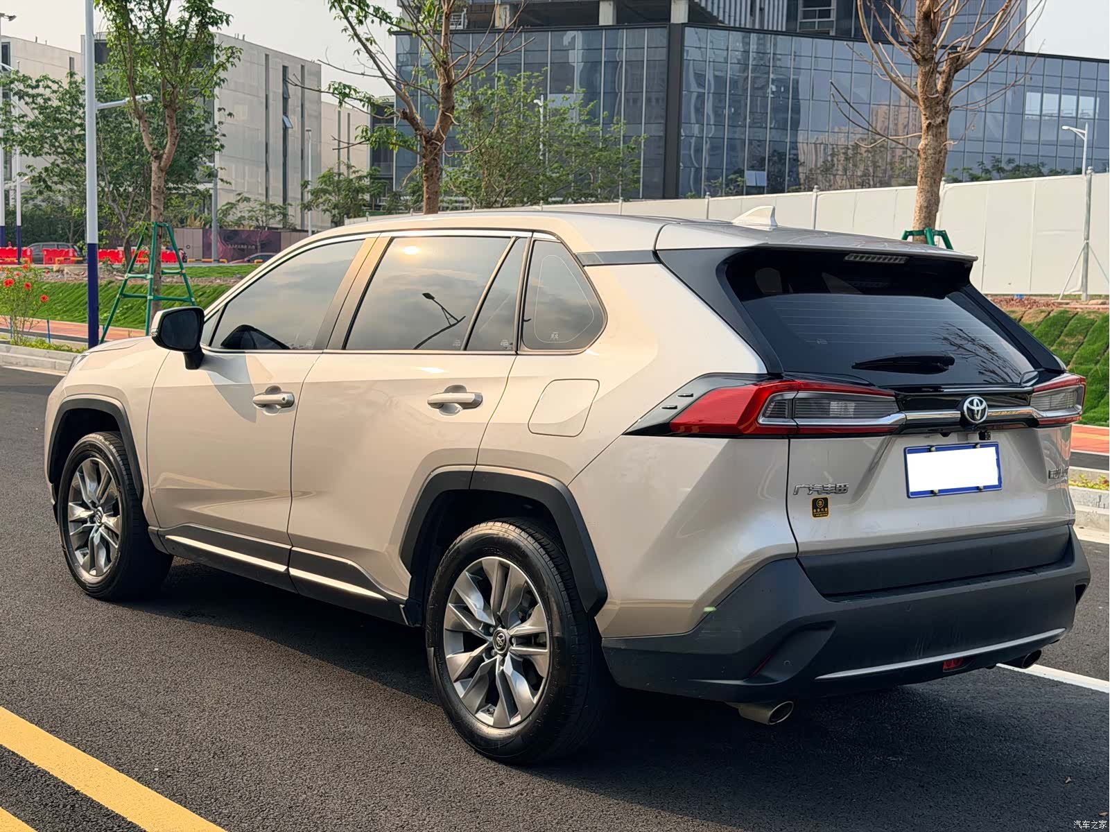 Toyota Wildlander, 2022 7