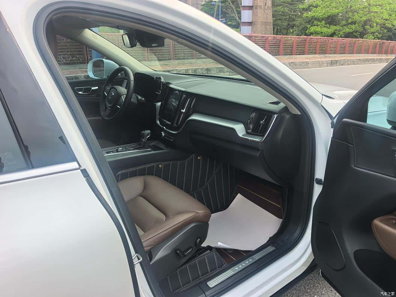 Volvo XC60, 2019 11
