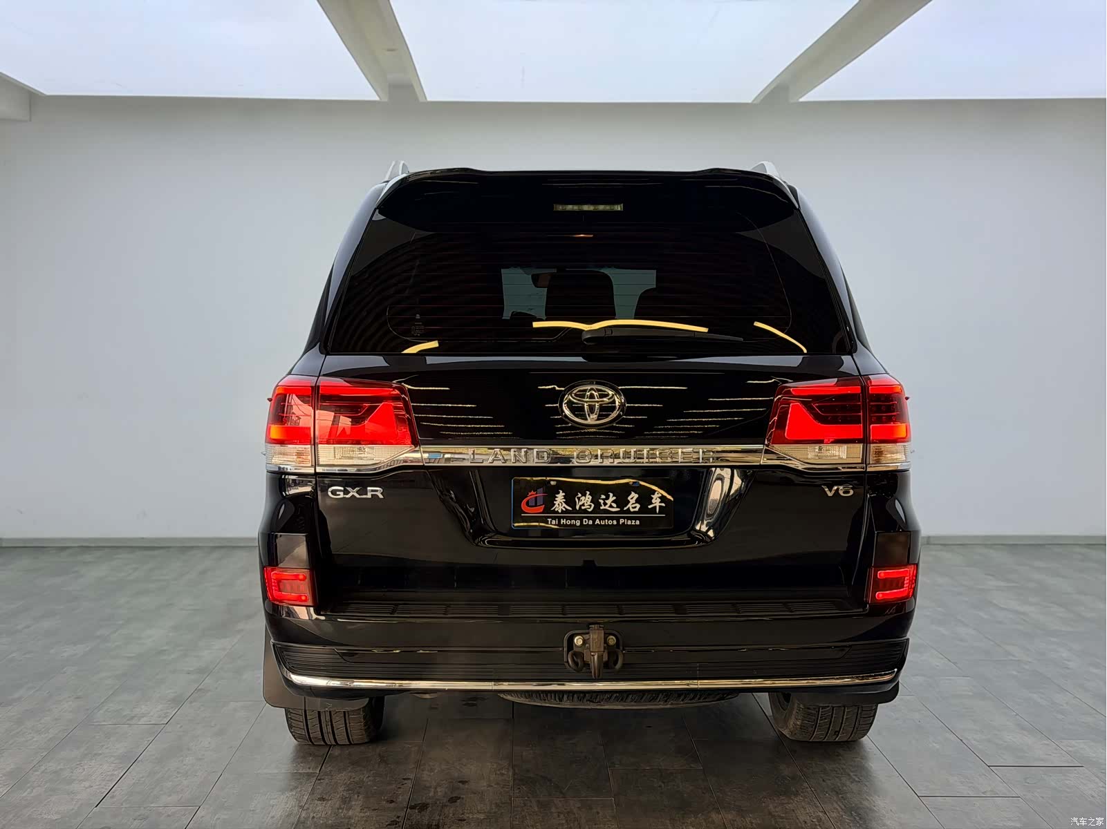 Toyota Land Cruiser, 2019 все фото