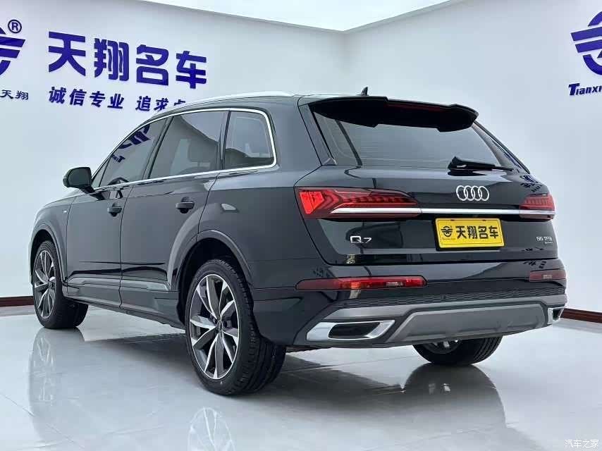 Audi Q7, 2021 4