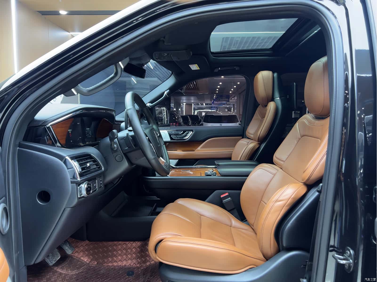 Lincoln Navigator, 2018 4