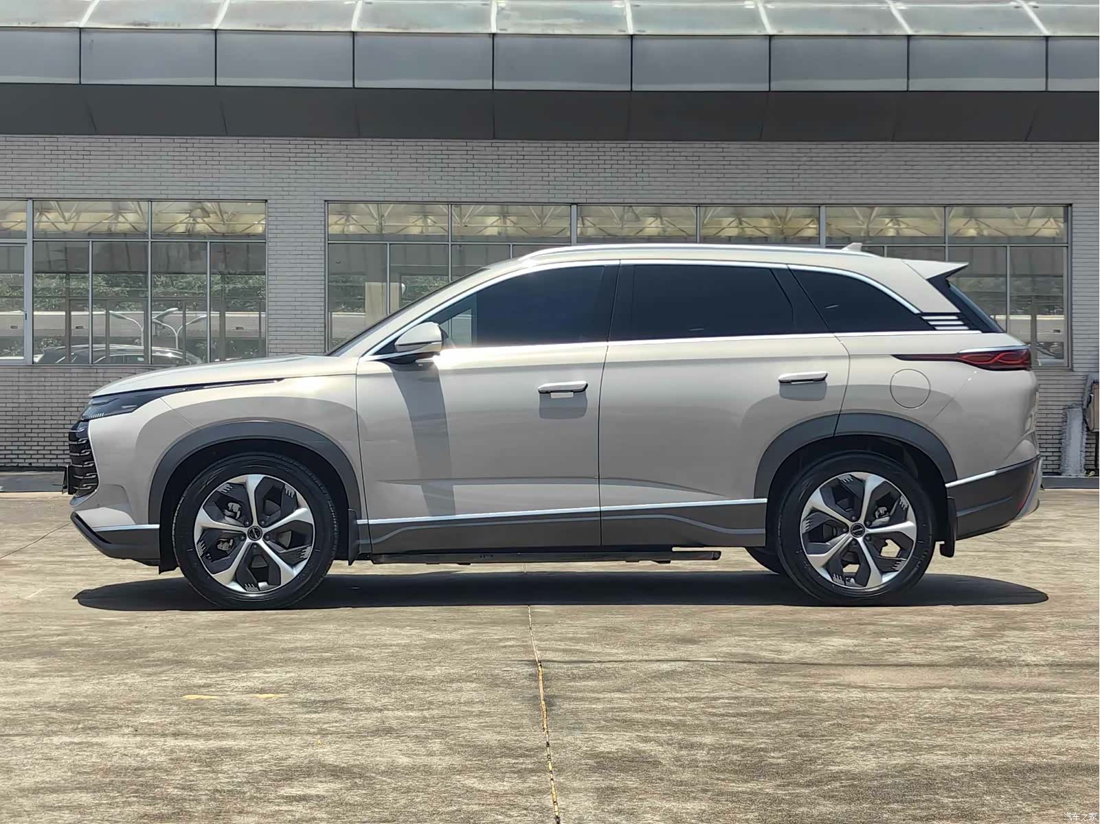 BYD 07, 2023 10