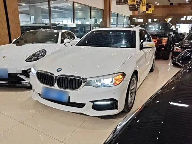 BMW 5 Series 2018 — купить из Китая под заказ