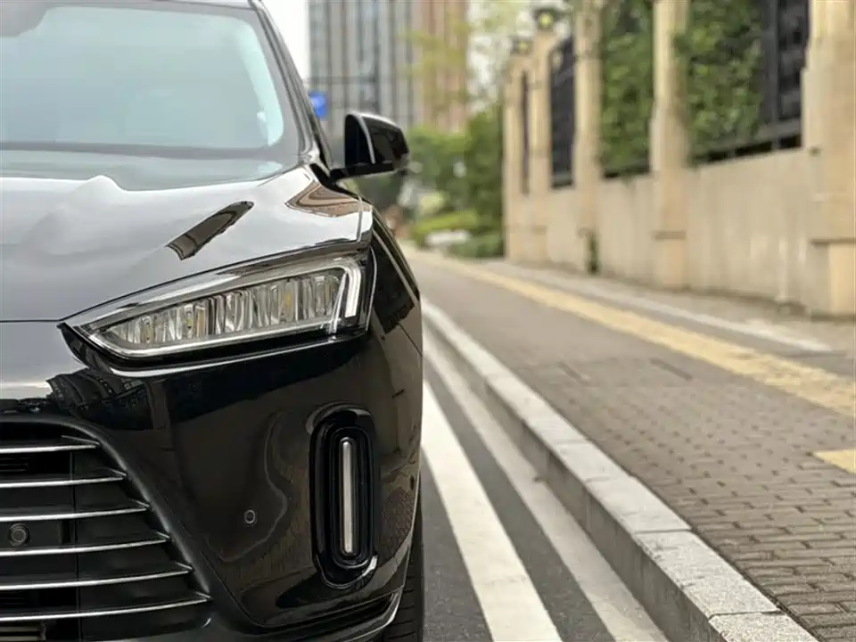HarmonyOS Ask the world M5