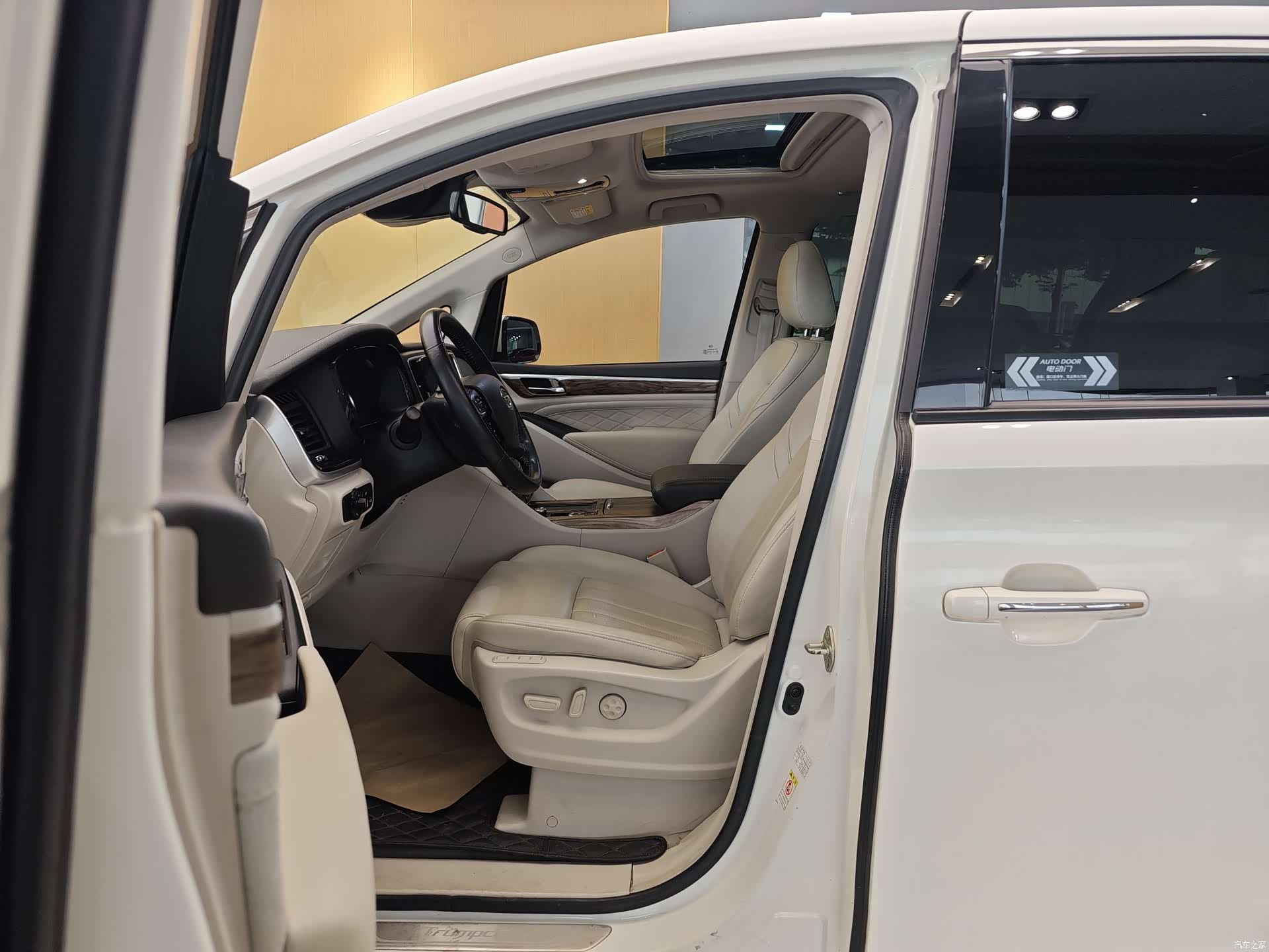Trumpchi M8, 2018 14