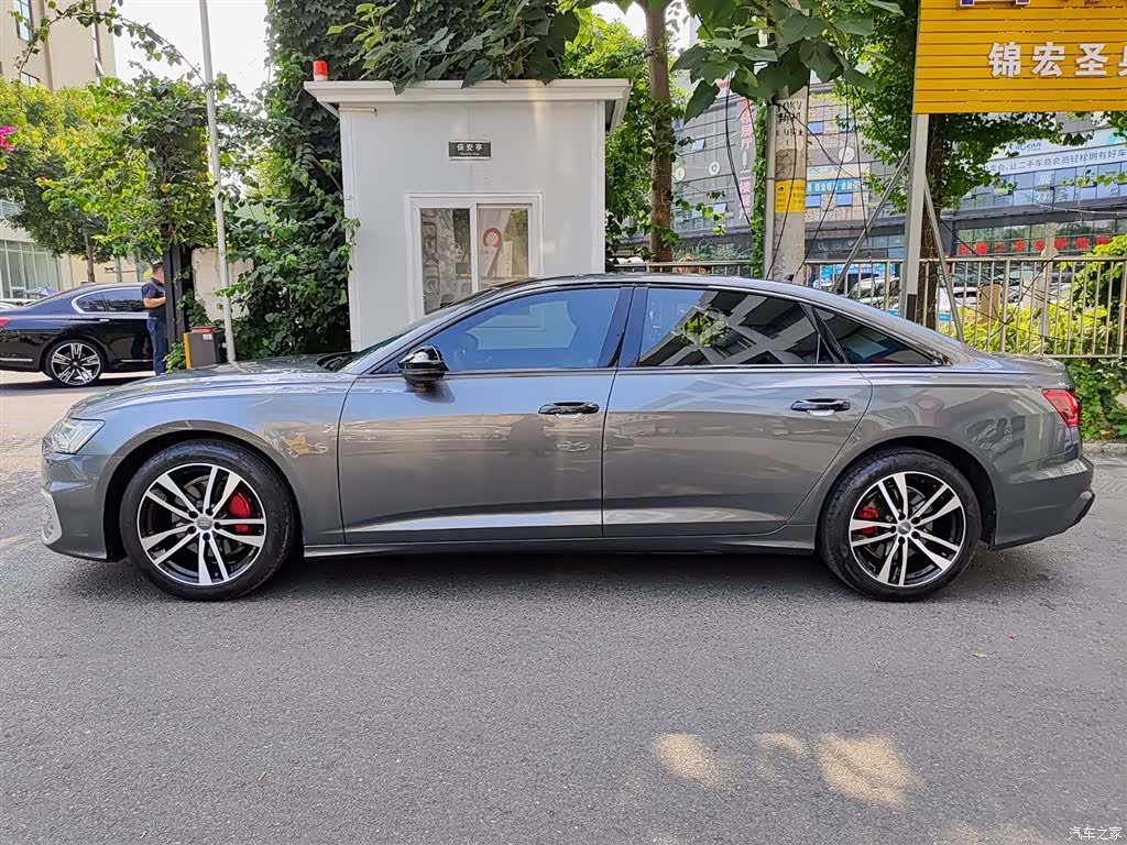 Audi A6L, 2022 3