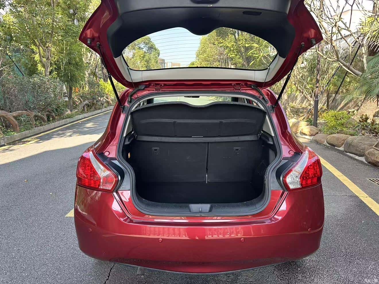 Nissan Tiida, 2015 17