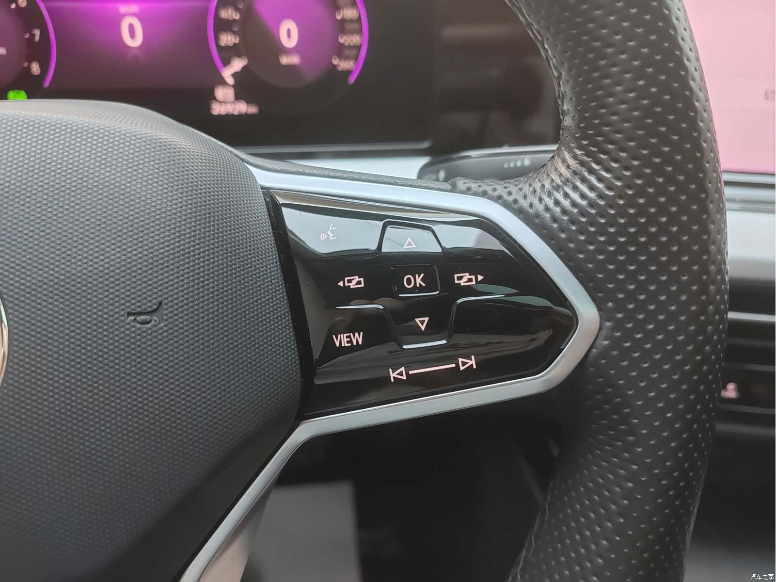 Volkswagen Lamando, 2022 14
