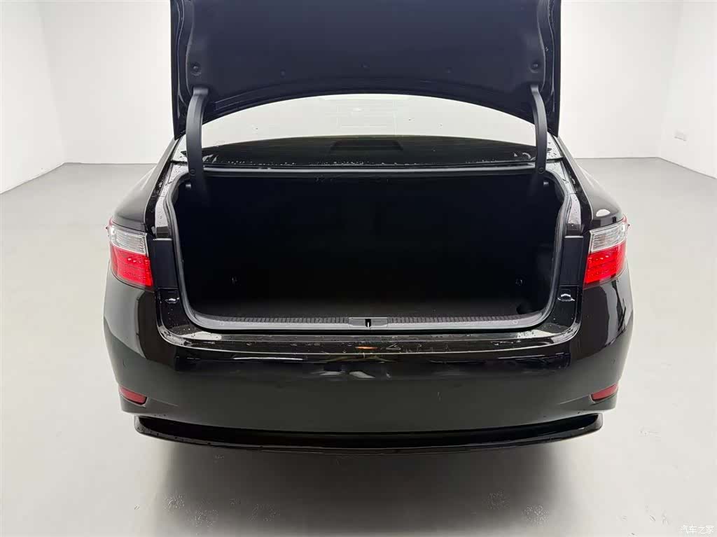 Lexus ES, 2014 16