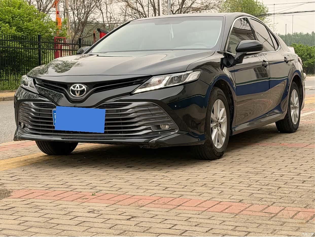 Toyota Camry, 2020 1