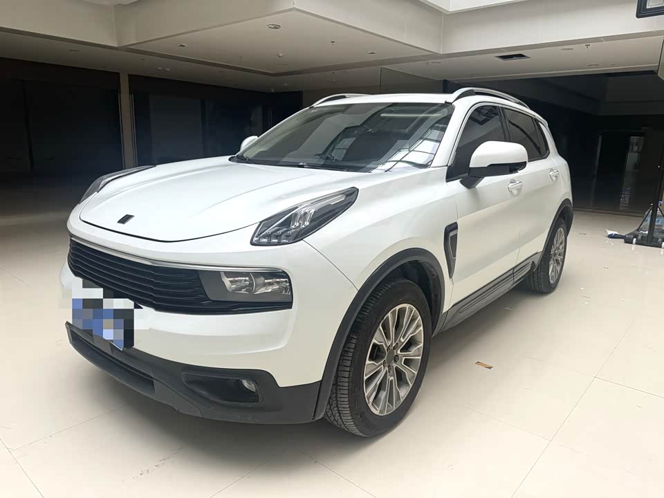 Lynk & Co 01