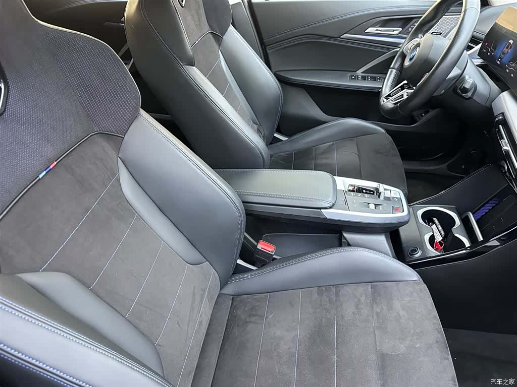 BMW iX1, 2024 9