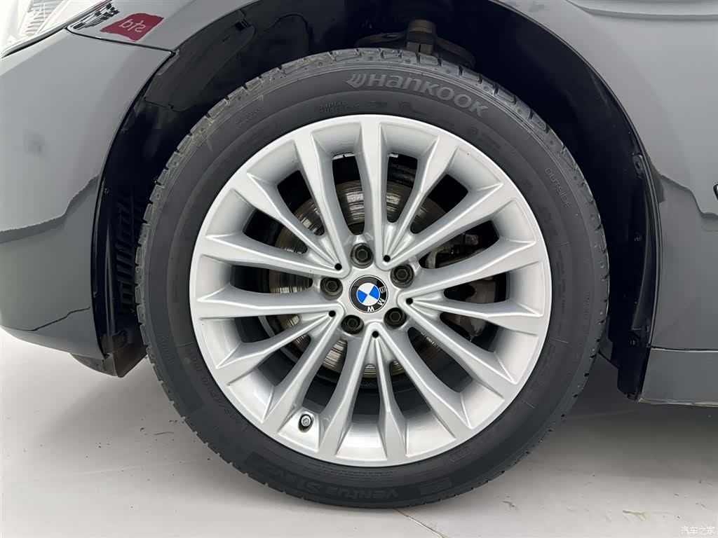 BMW 5 Series, 2022 28