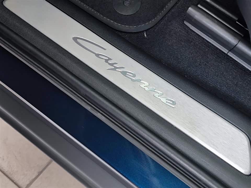 Porsche Cayenne Porsche Cayenne