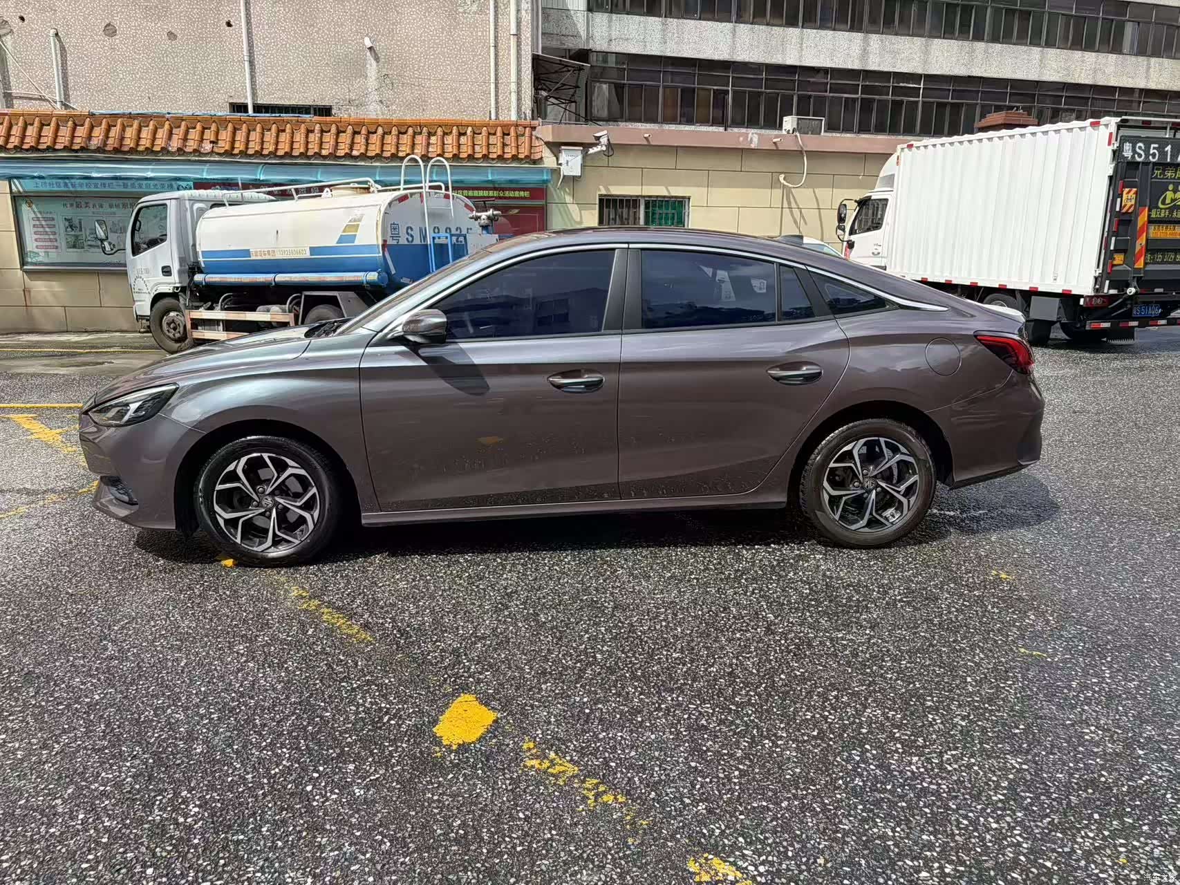 MG MG5, 2022 8