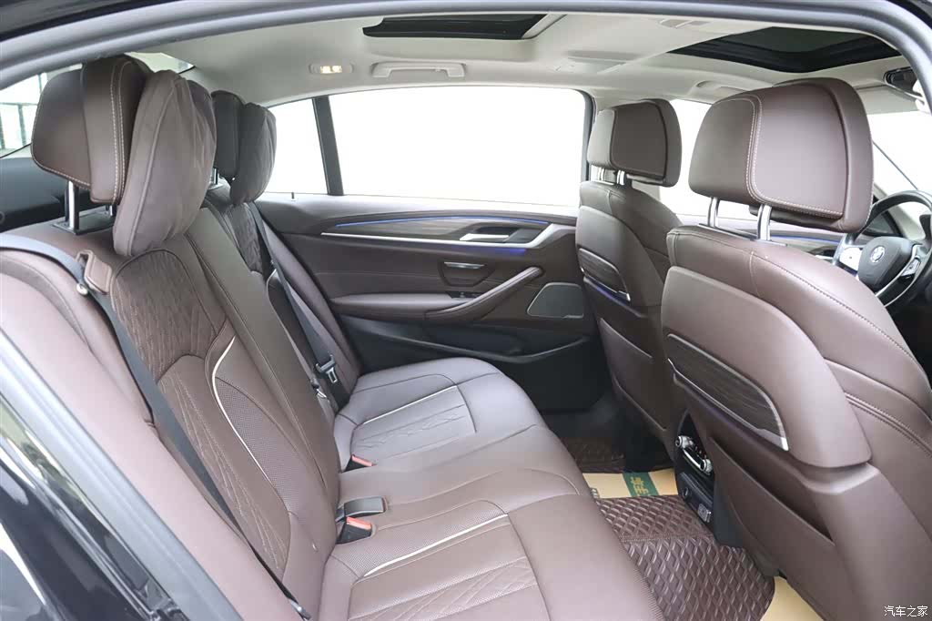 BMW 5 Series, 2022 15